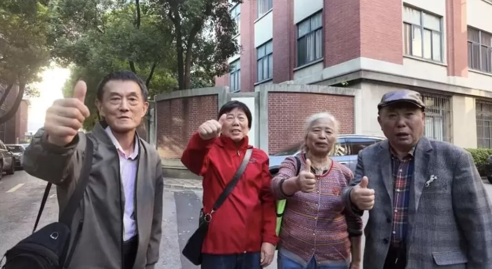 “谢谢你救了我的老命”，老人落水获救后策划了一场不打扰的致谢-第1张图片-