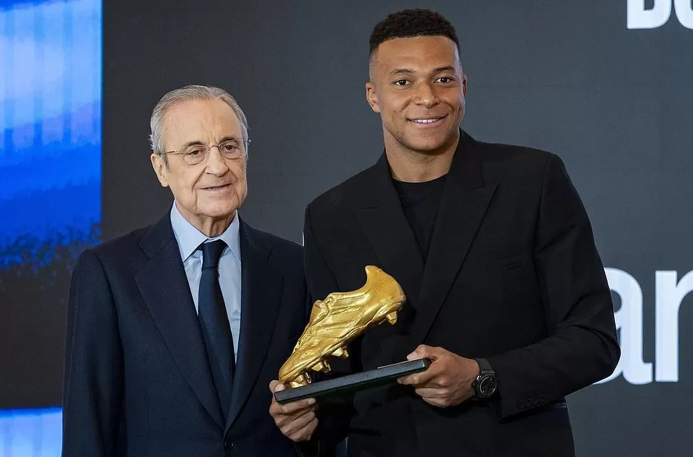 体坛联播｜媒体人直言C罗强于梅西，吴宜泽闯入国锦赛决赛-第3张图片-