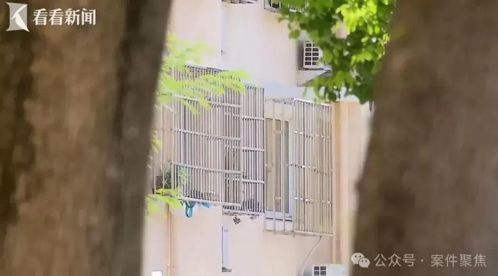 女子买降价房，却得知屋内老人自杀，卖家：相比凶杀，这个是很轻的……-第2张图片-