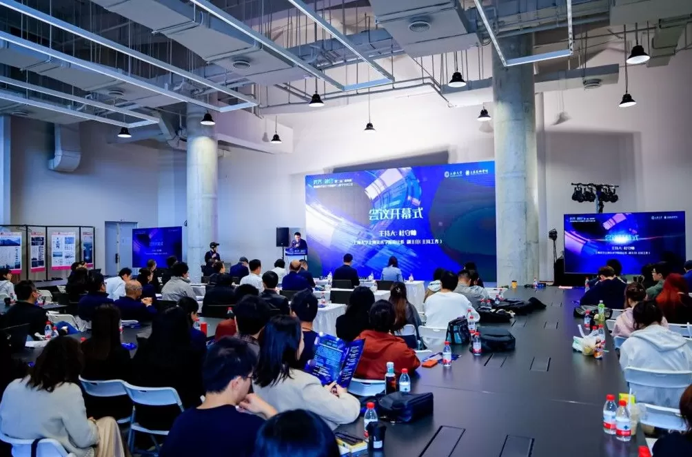 AI几秒内完成绘图，倒逼设计教育回归“创造”的核心-第1张图片-