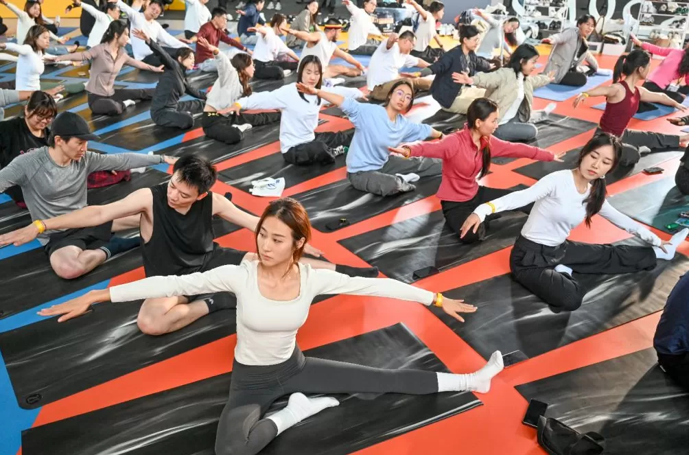 进博直击｜做做运动逛逛街，消费品展区商品琳琅满目又新又酷-第3张图片-