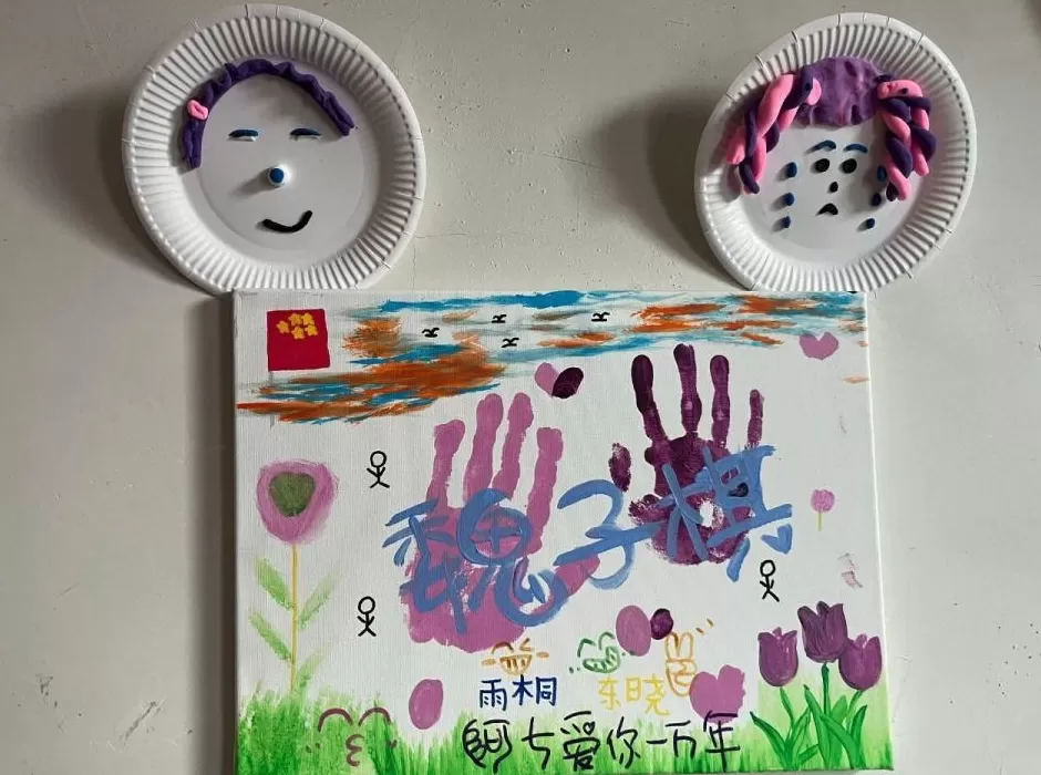 深夜直播间，跳舞自救的妈妈们-第1张图片-