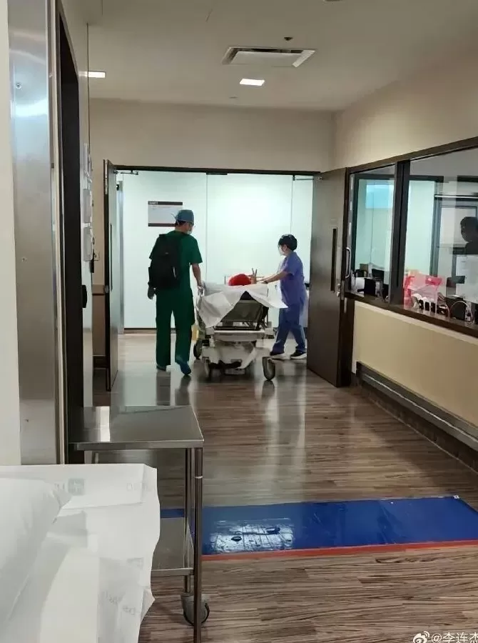 李连杰脱衣辟谣换心脏！近期连发多条视频：精神饱满头发乌黑-第2张图片-