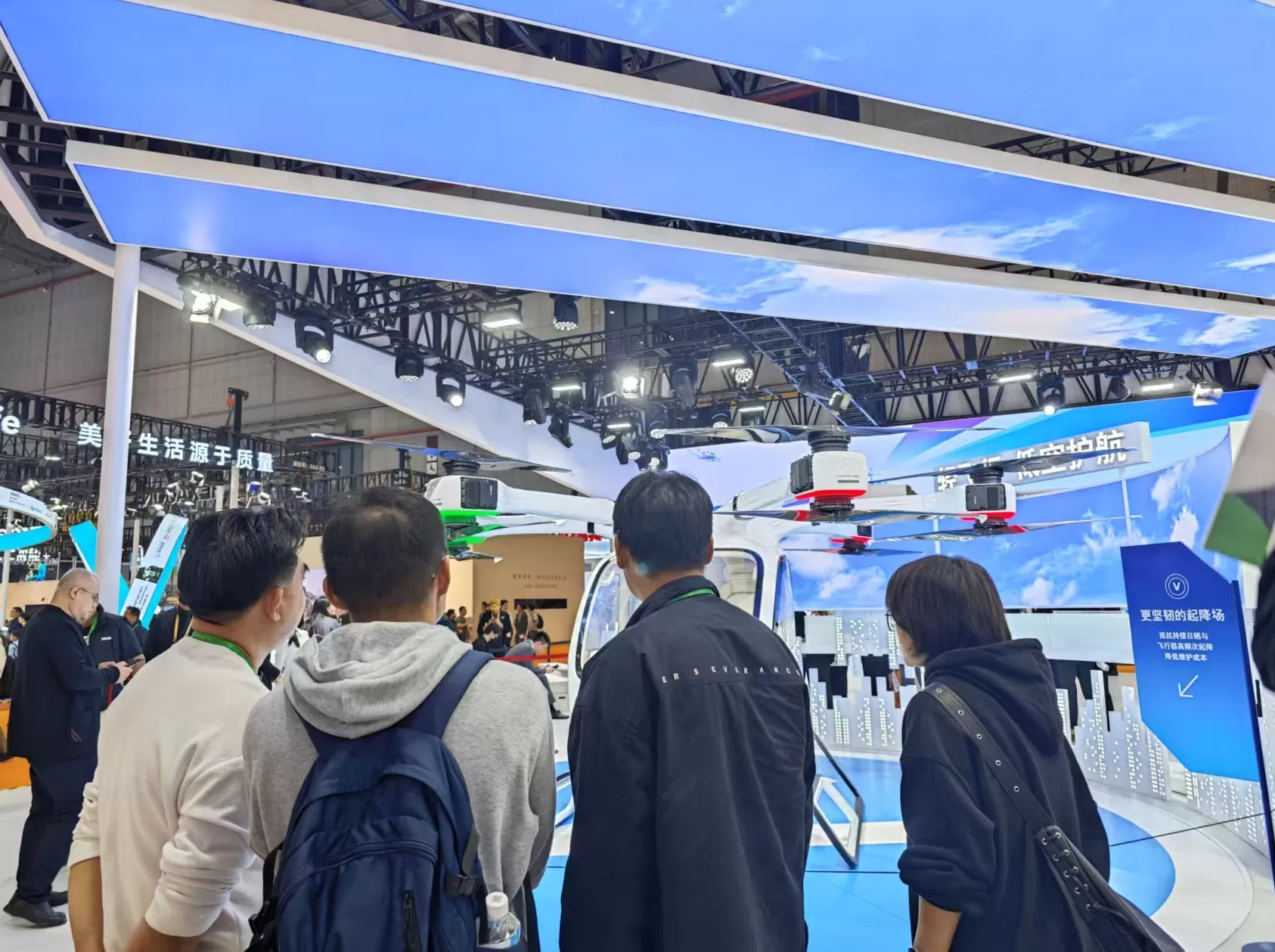 从新能源汽车、储能到半导体封装，进博会成海外新材料巨头创新试验场 | 共享大市场-第1张图片-