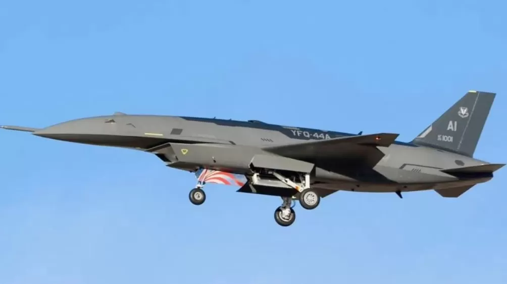 技术派｜美最新无人战斗机试飞，空战新时代正在加速到来-第1张图片-