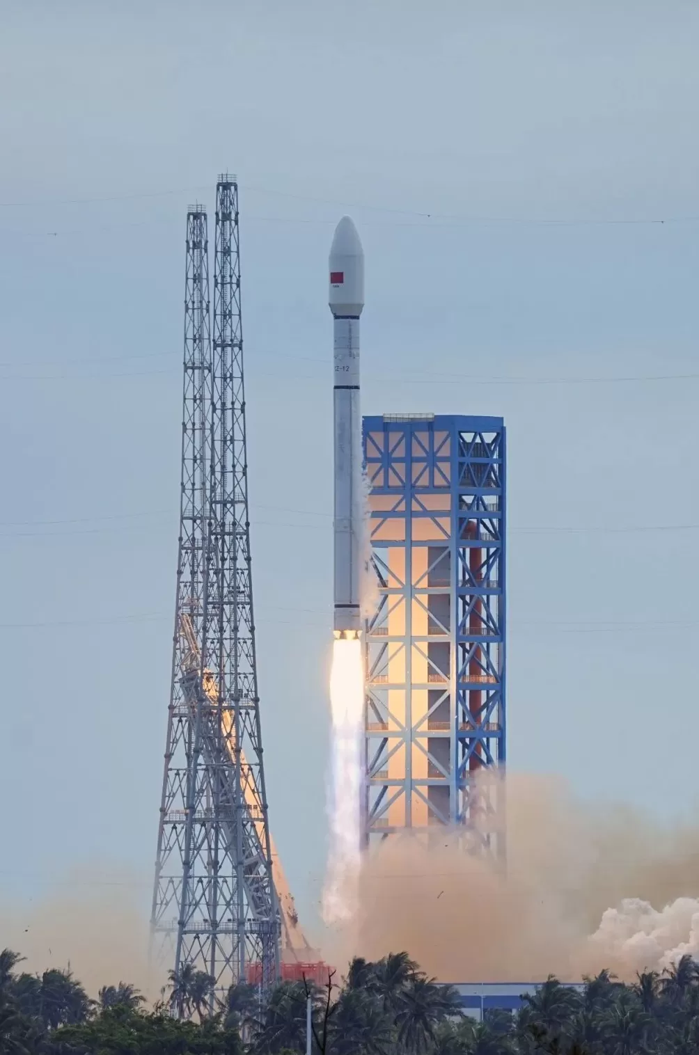 卫星互联网低轨13组卫星成功发射，长十二火箭首次应用零窗口发射技术-第1张图片-