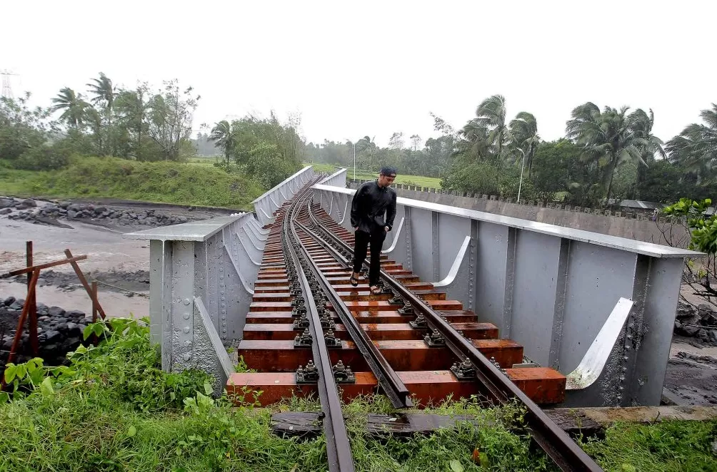 第1现场｜超强台风“凤凰”将登陆台湾，预计周三前后影响上海-第3张图片-