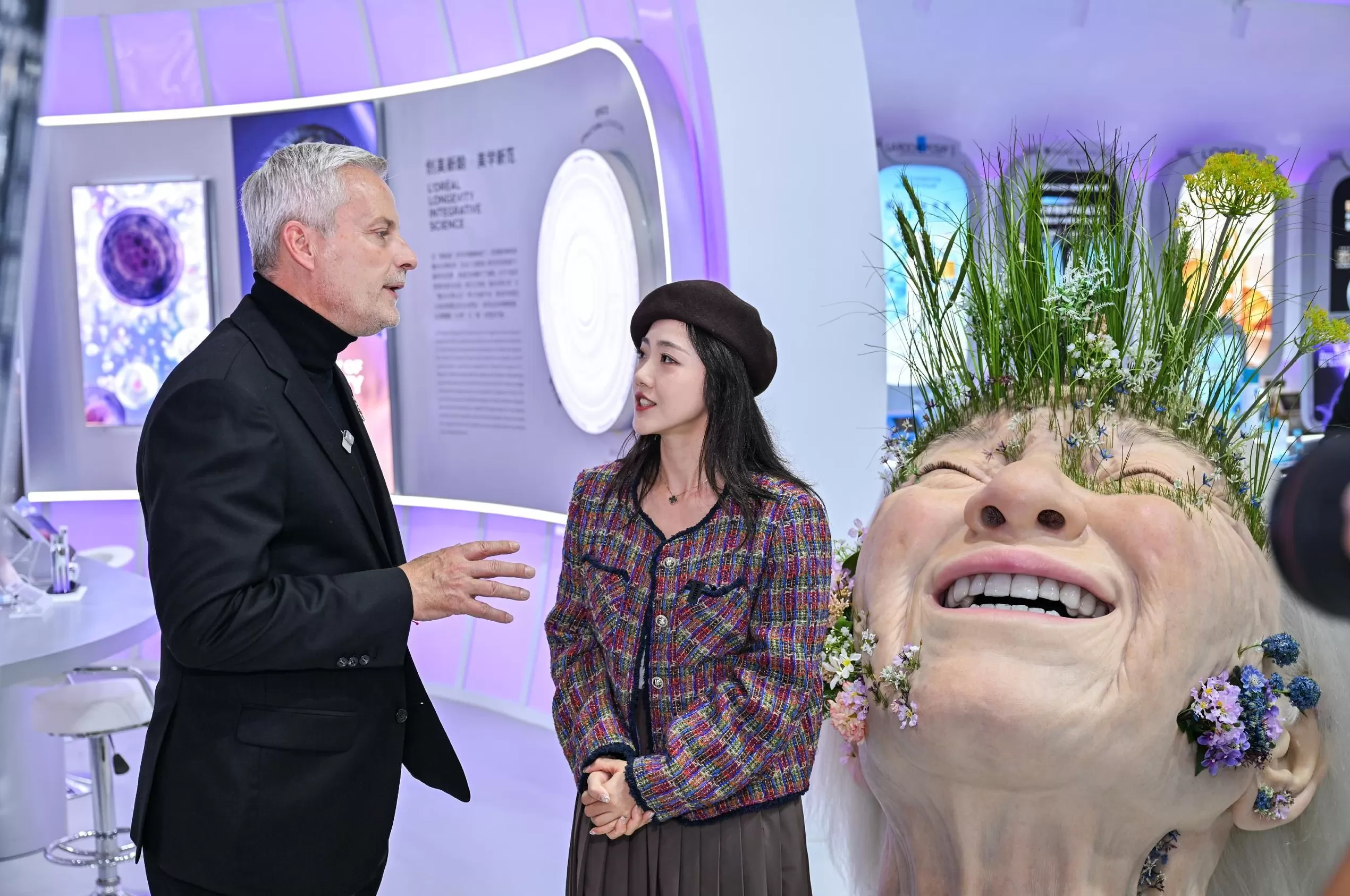 欧莱雅携手88位内容创作者，以“美之道”进化进博会传播生态-第5张图片-