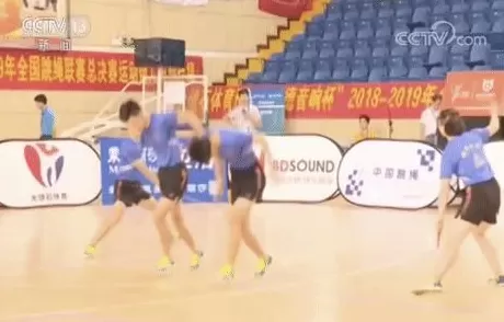 唯一非运动员火炬手，为何是他？-第8张图片-