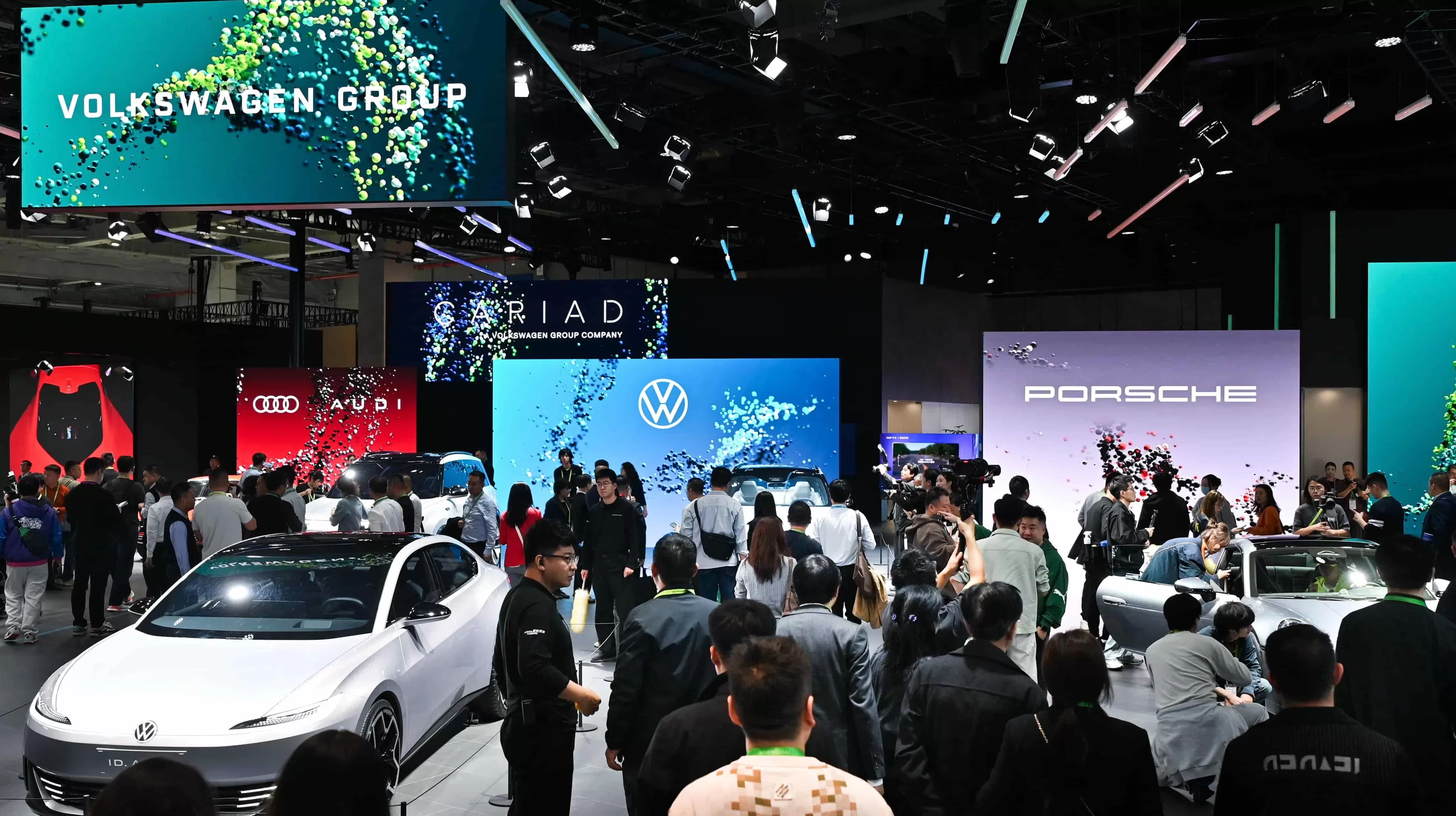 进博会上再掷2亿美金，大众汽车在中国的冒险赌注-第1张图片-
