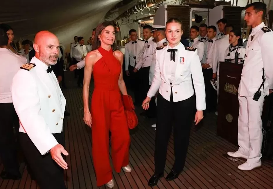 高颜值王室访华，她的衣橱藏着多少中国情结？-第11张图片-