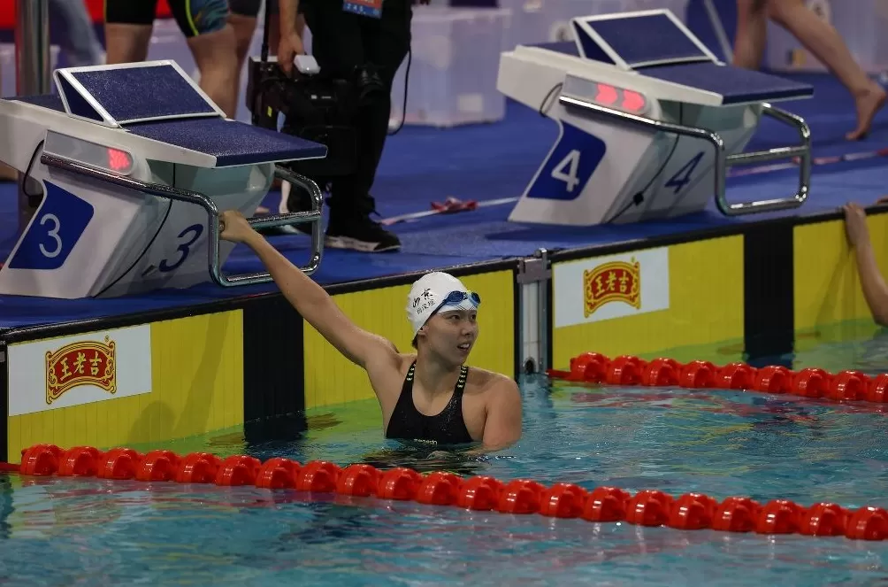 体坛联播｜梅西夜访新诺坎普，亚特兰大主帅尤里奇下课-第5张图片-