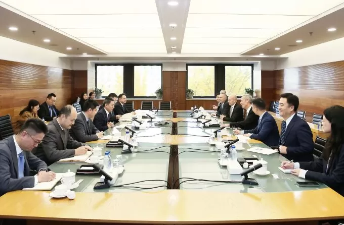李成钢会见科恩集团高级顾问艾伦及因美纳公司首席执行官泰森-第1张图片-