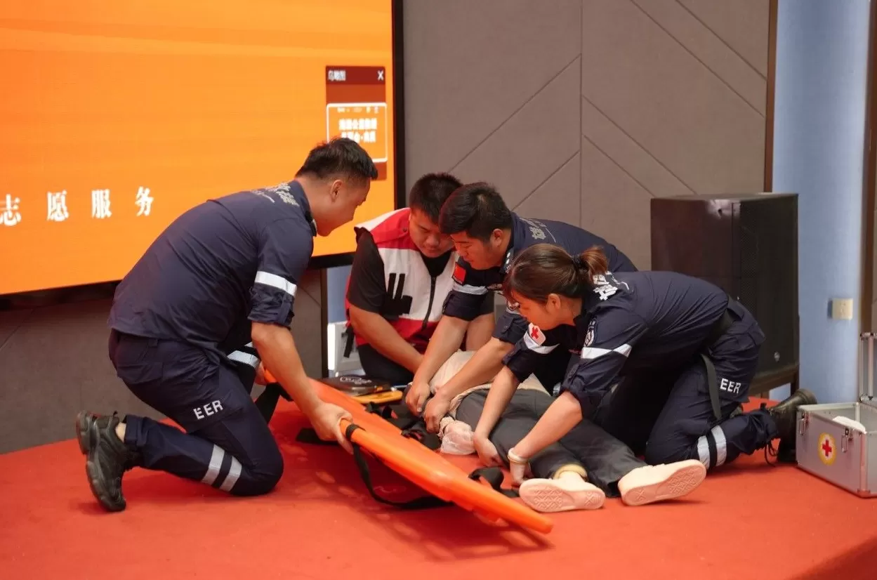 新增5支队伍，“滴滴公益救援”落地全国8城-第7张图片-