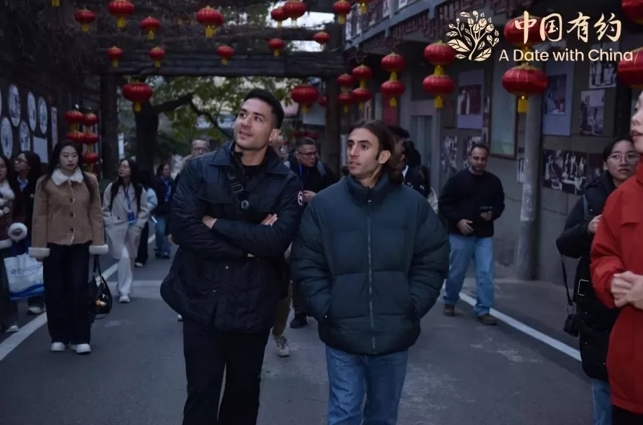 中国有约丨千年醋韵看国际友人解锁山西老陈醋的“味觉密码”-第1张图片-