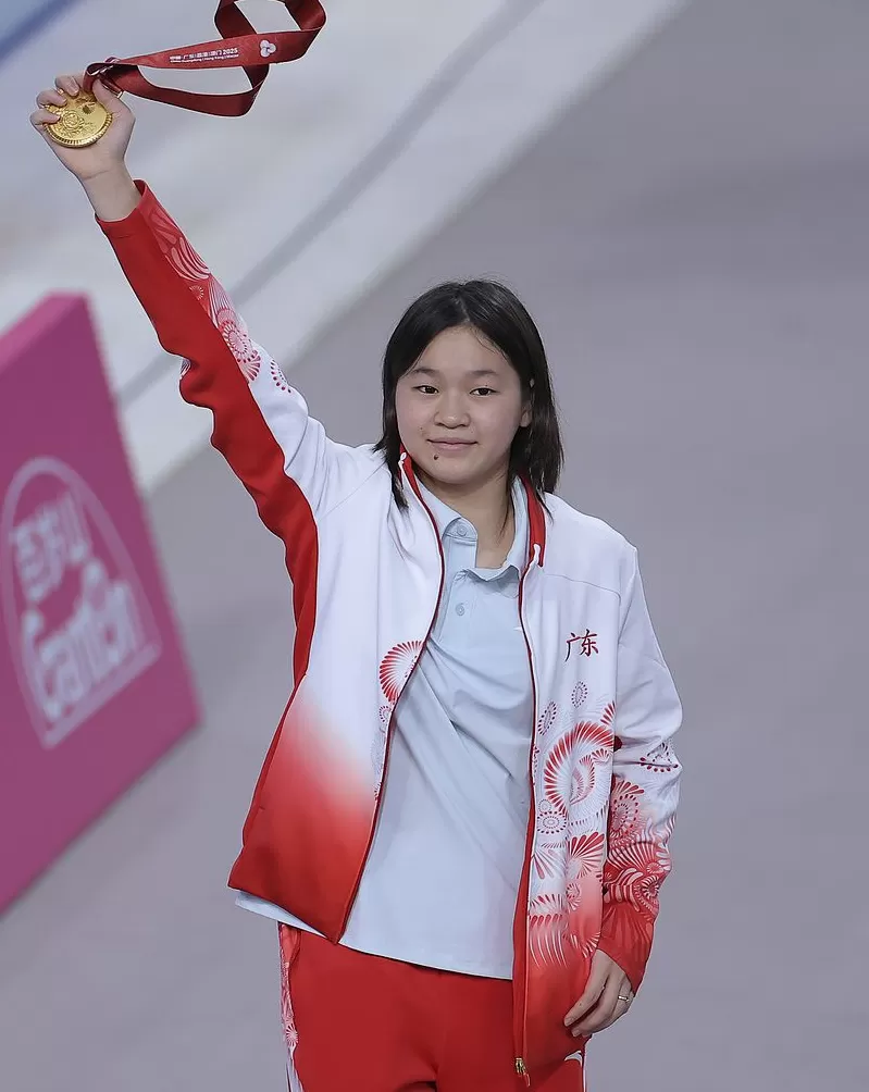 现场｜带着伤痛带着笑，全红婵长大了-第2张图片-