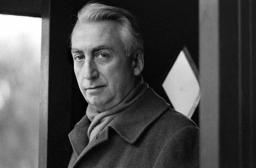 罗兰·巴特诞辰110周年｜巴特的爱情课：“我爱你”，在理论上-第1张图片-