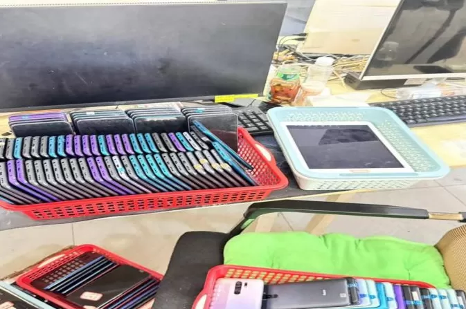 柬埔寨警方捣毁西港电诈窝点逮捕263人-第3张图片-