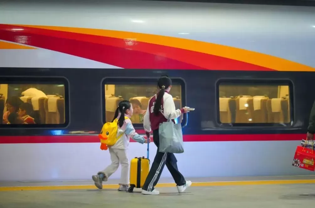 城事｜秋假首日，各地小朋友都在做什么？-第8张图片-