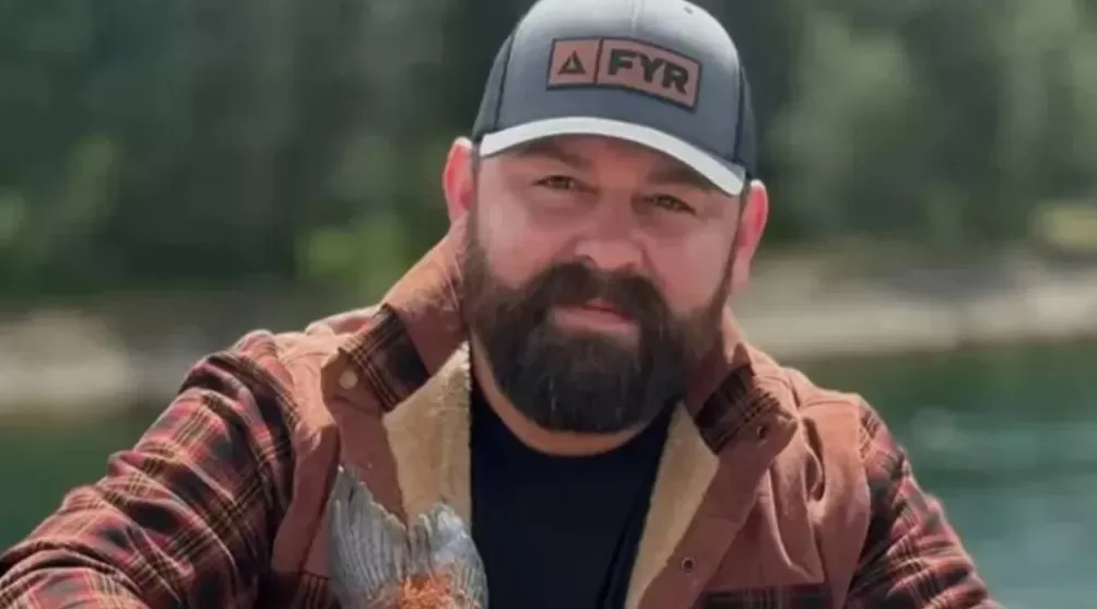 威胁要“杀死所有人”，美国36岁网红美食博主旅行期间被警方开枪击毙-第1张图片-