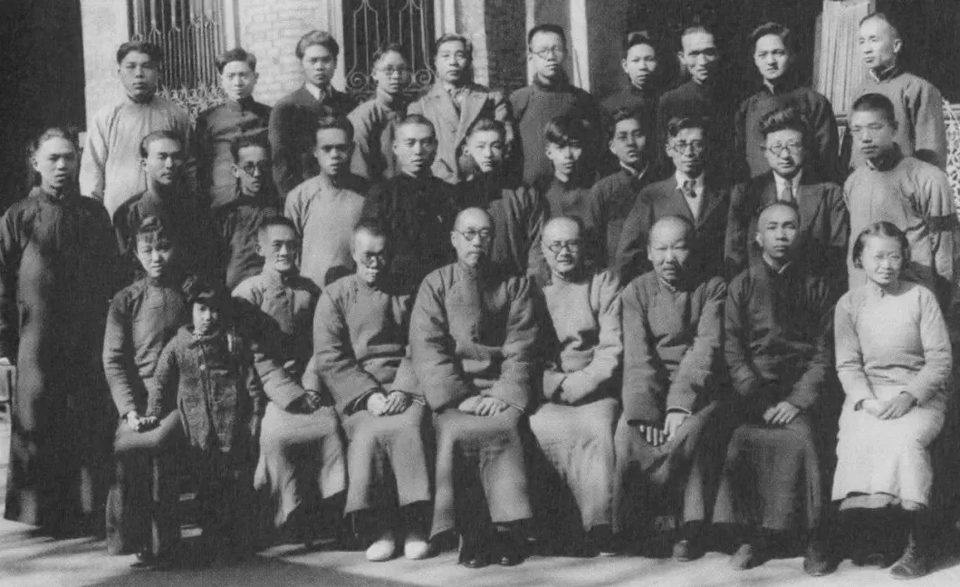 “开明书店”旧物，见证丰子恺朱自清的情怀与坚守-第3张图片-