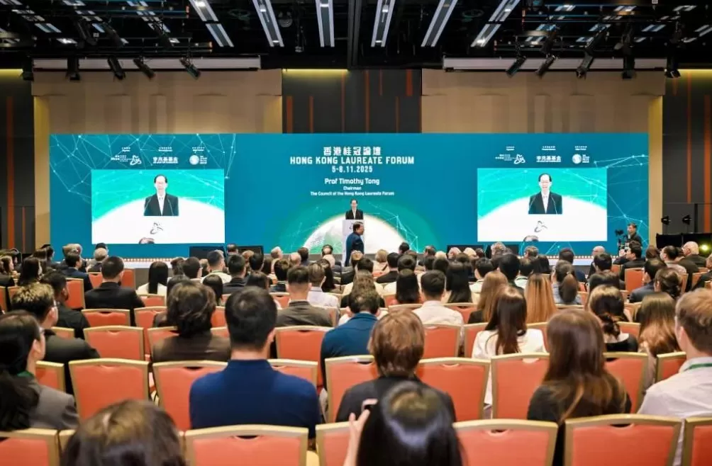 探秘宇宙需要国际社会携手，科学家：中外团队借助“中国天眼”进行观测-第1张图片-