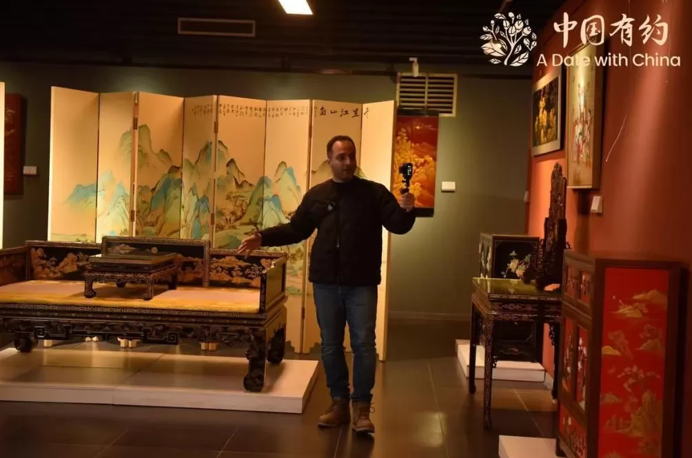 中国有约｜平遥推光漆器：让国际友人读懂中国传统工艺的坚守与传承-第4张图片-