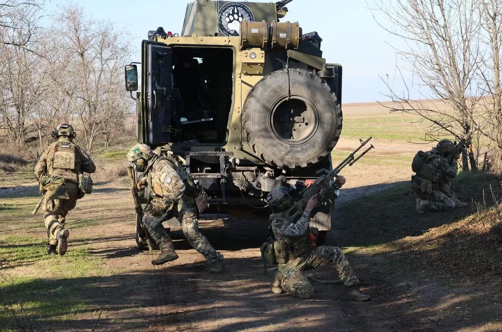 第1现场｜俄武装力量组建无人系统部队，含陆海空多种装备-第6张图片-