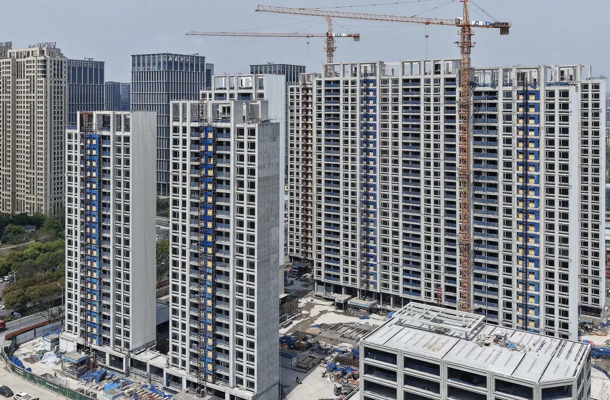 统计局回应投资增速回落：房地产行业调整的下拉作用比较明显-第1张图片-