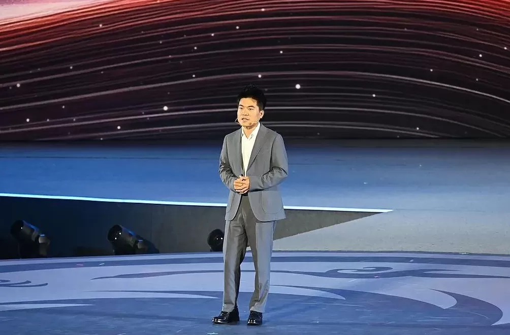 董宇就口语多个语法错误辉致歉-第6张图片-