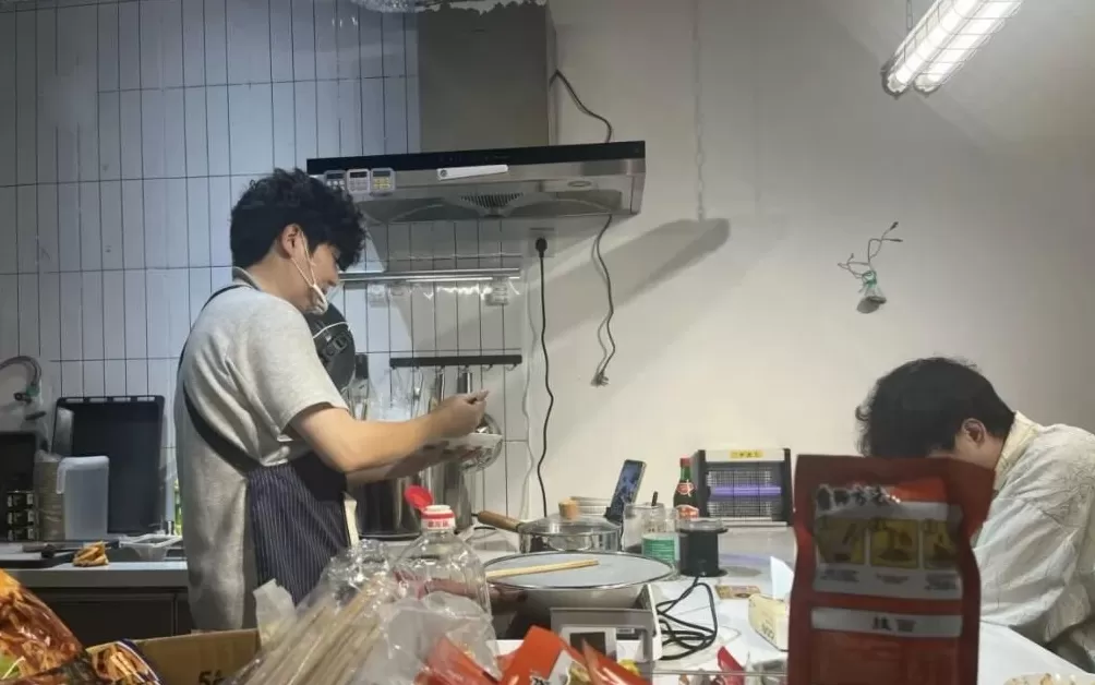 2块钱一餐,“禁止新鲜肉菜”,他开的预制餐厅没人反对-第6张图片- 2块钱一餐,“禁止新鲜肉菜”,他开的预制餐厅没人反对-第6张图片-