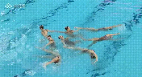 李岫宸与队友携手摘得十五运会花样游泳集体项目金牌-第3张图片-