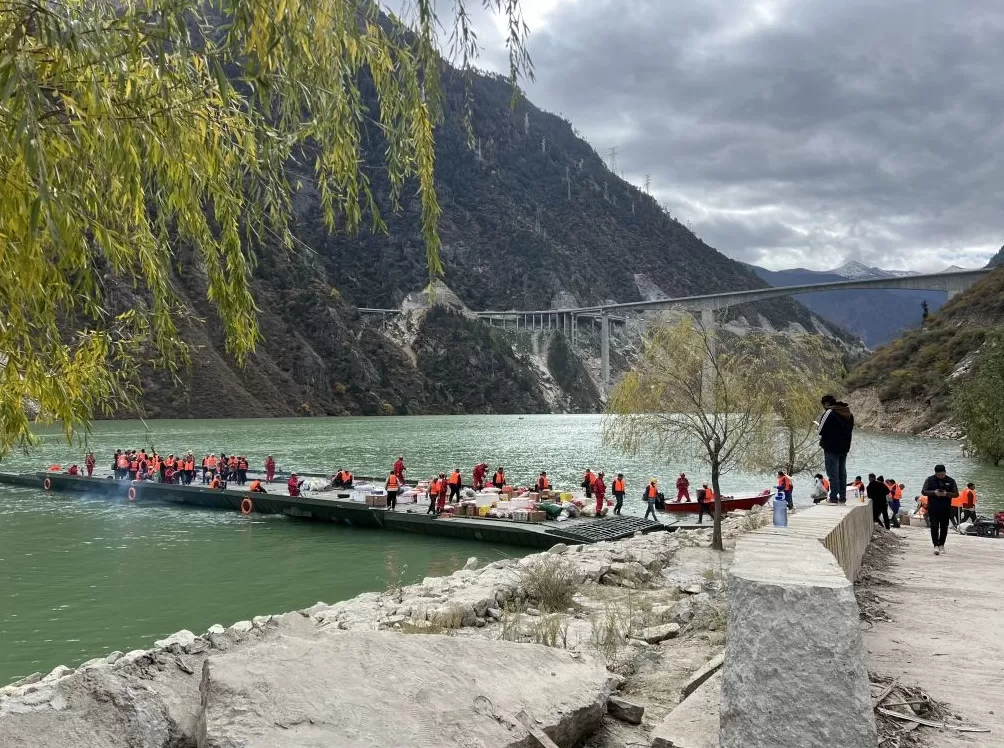 复盘四川双江口垮桥：货车司机发现裂缝后上报，官方快速管制免于伤亡-第3张图片-