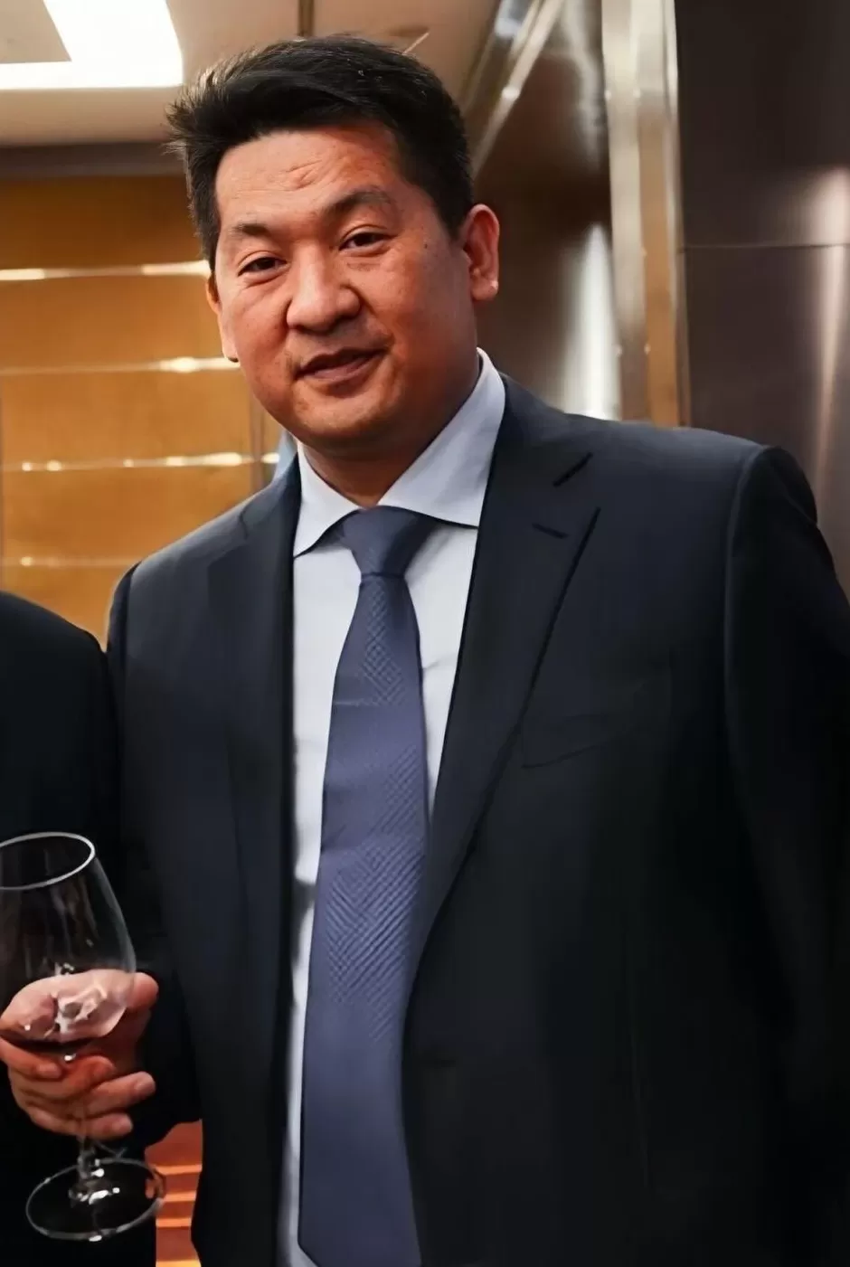 2.7万亿资金，33万名赌客，他的贪婪到头了-第5张图片-