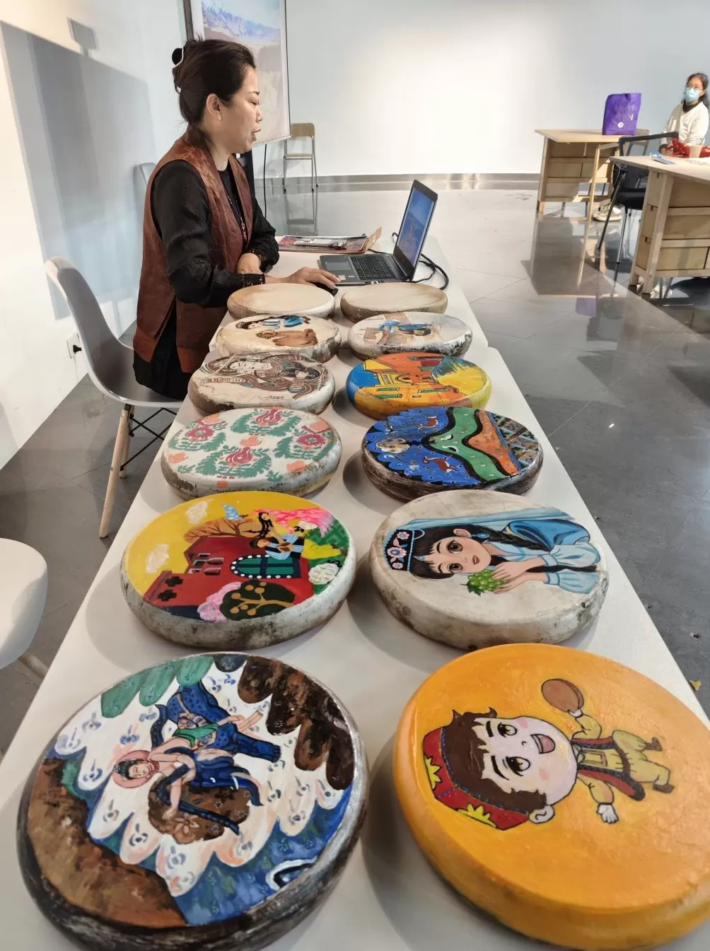 十三个区开展群文活动，沪疆文化交流周谱写民族团结新篇章-第1张图片-