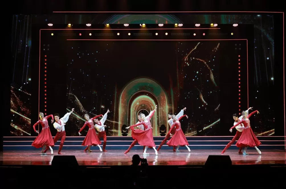 十三个区开展群文活动，沪疆文化交流周谱写民族团结新篇章-第3张图片-