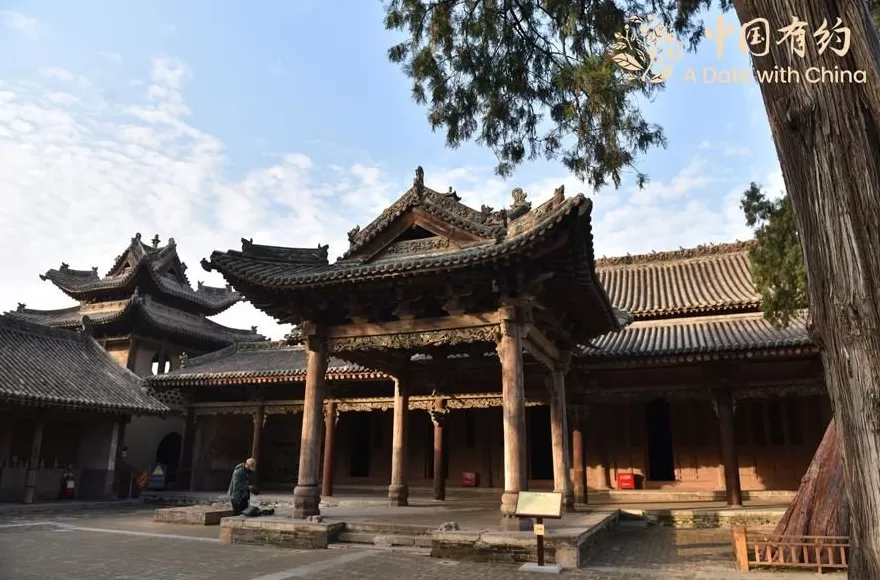 中国有约｜国际友人走进“活着的明清小城”感受汾城古建筑群的历史魅力-第9张图片-