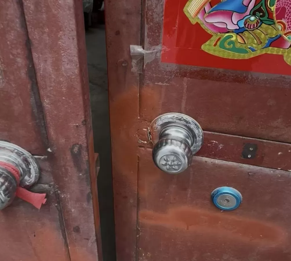 山西“狗咬人被摔死”命案调查：纠纷如何升级，“反杀”是否防卫过度？-第6张图片-