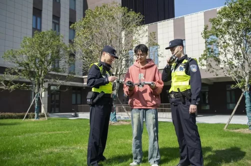 上海警方通报:高校学生夏某,被处罚-第1张图片- 上海警方通报:高校学生夏某,被处罚-第1张图片-