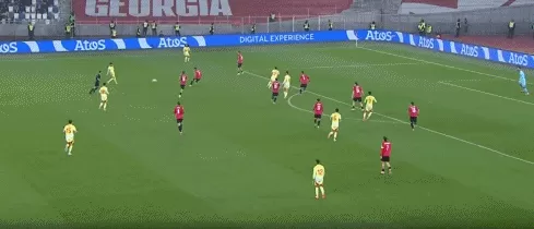 体坛联播｜U22国足完胜韩国，西班牙瑞士晋级世界杯在望-第5张图片-