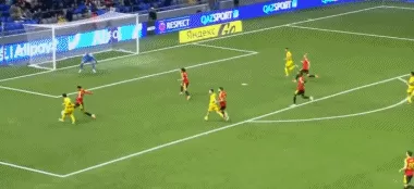 体坛联播｜U22国足完胜韩国，西班牙瑞士晋级世界杯在望-第9张图片-