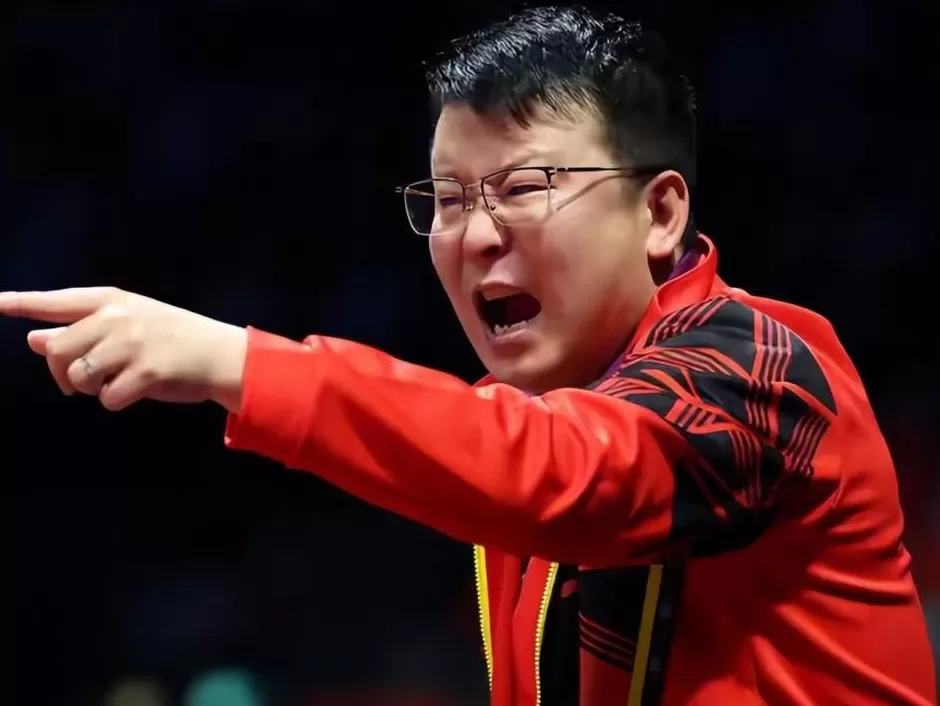 争议！何卓佳赛点被罚张超惹质疑，陈梦朱雨玲被传高科技“作弊”-第4张图片-