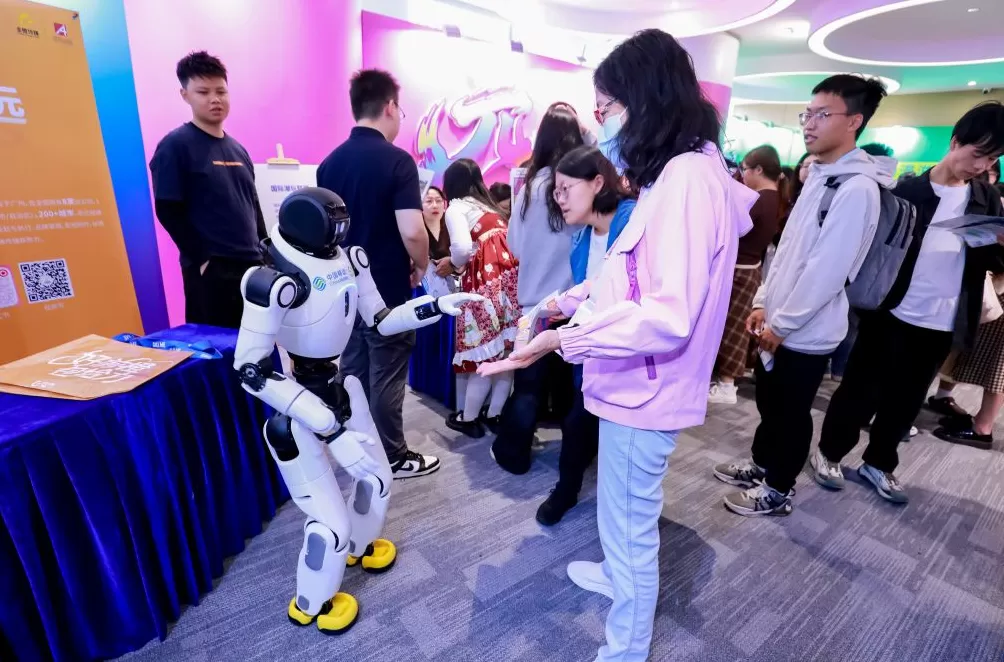 “文化产业人才荟”在粤港澳大湾区(广东)人才港启幕-第2张图片- “文化产业人才荟”在粤港澳大湾区(广东)人才港启幕-第2张图片-