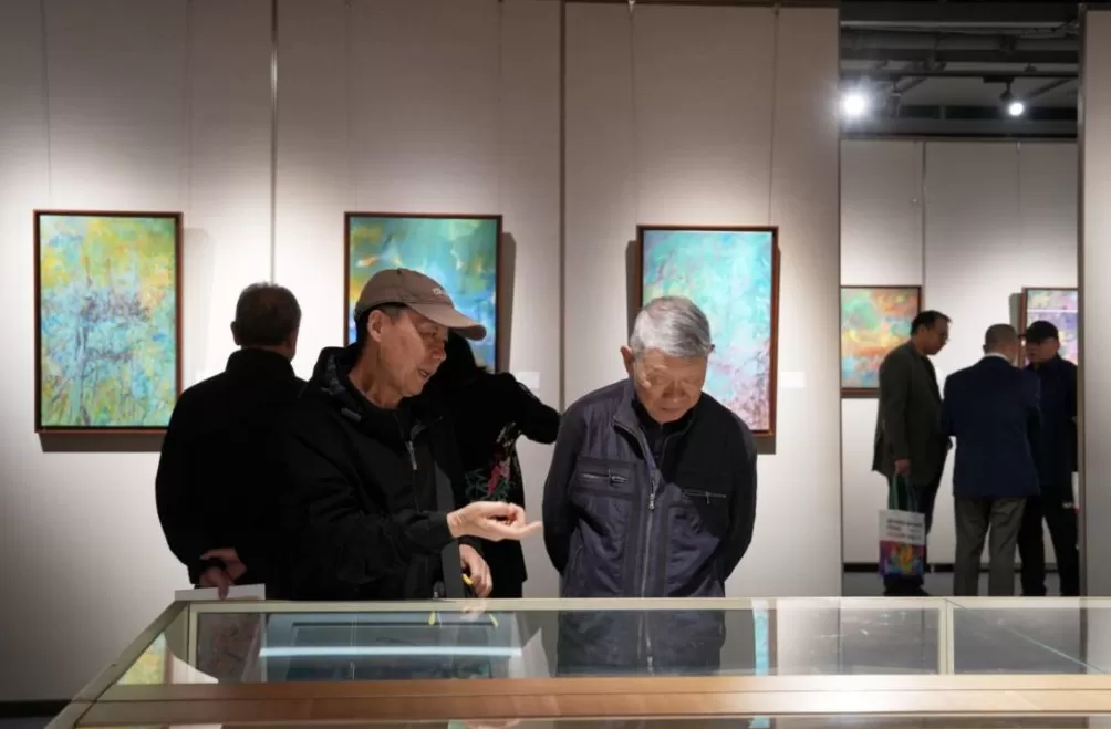 以鸭绿江边地为创作源泉的彩墨画展-第2张图片-