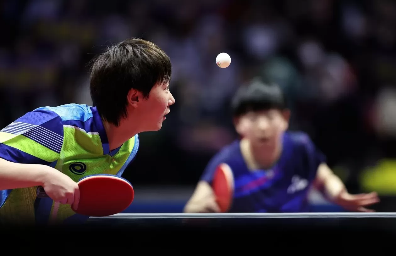 现场｜拼劲儿和咬劲儿！王曼昱复盘全运会女单决赛-第2张图片-