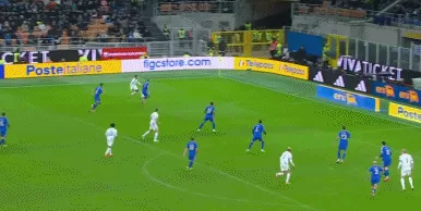 体坛联播｜葡萄牙屠杀弱旅晋级，哈兰德双响送意大利去附加赛-第15张图片-