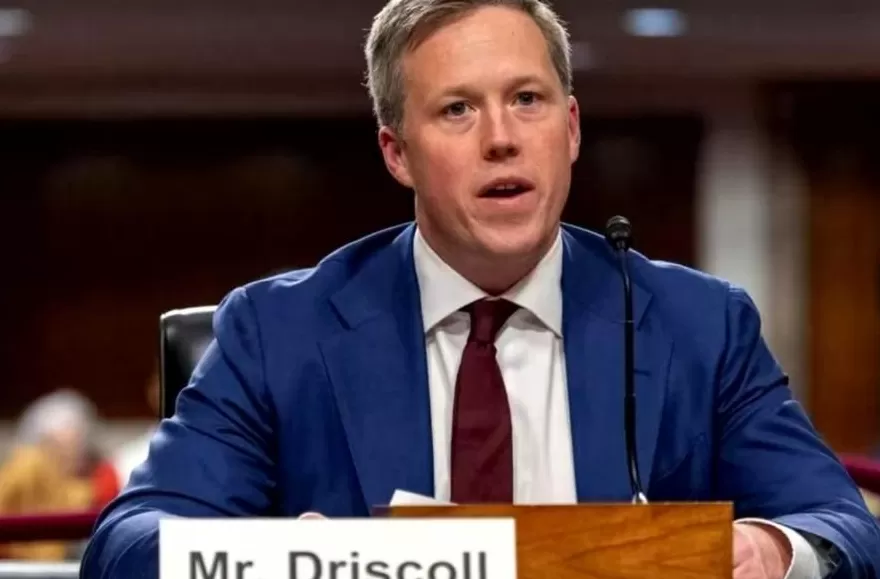 美陆军部长称随时待命对委内瑞拉采取行动-第1张图片-