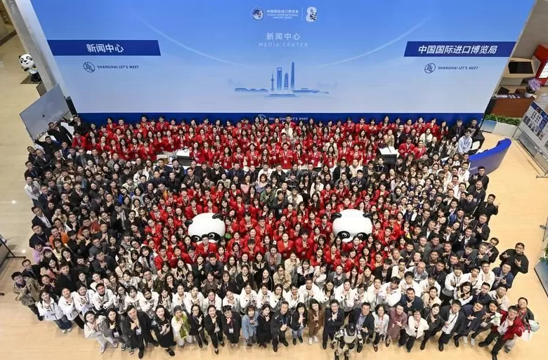 一周图片｜神二十航天员成功着陆，四川舰开展首次航行试验-第3张图片-