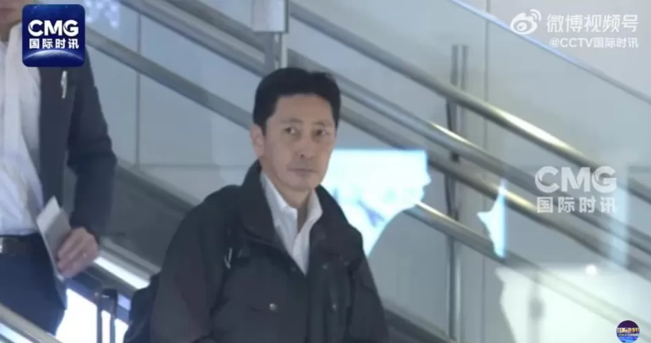 日本高官来华解释高市言论！日本旅游、消费股大跌，中国大陆至日本航班量大幅下滑-第3张图片-