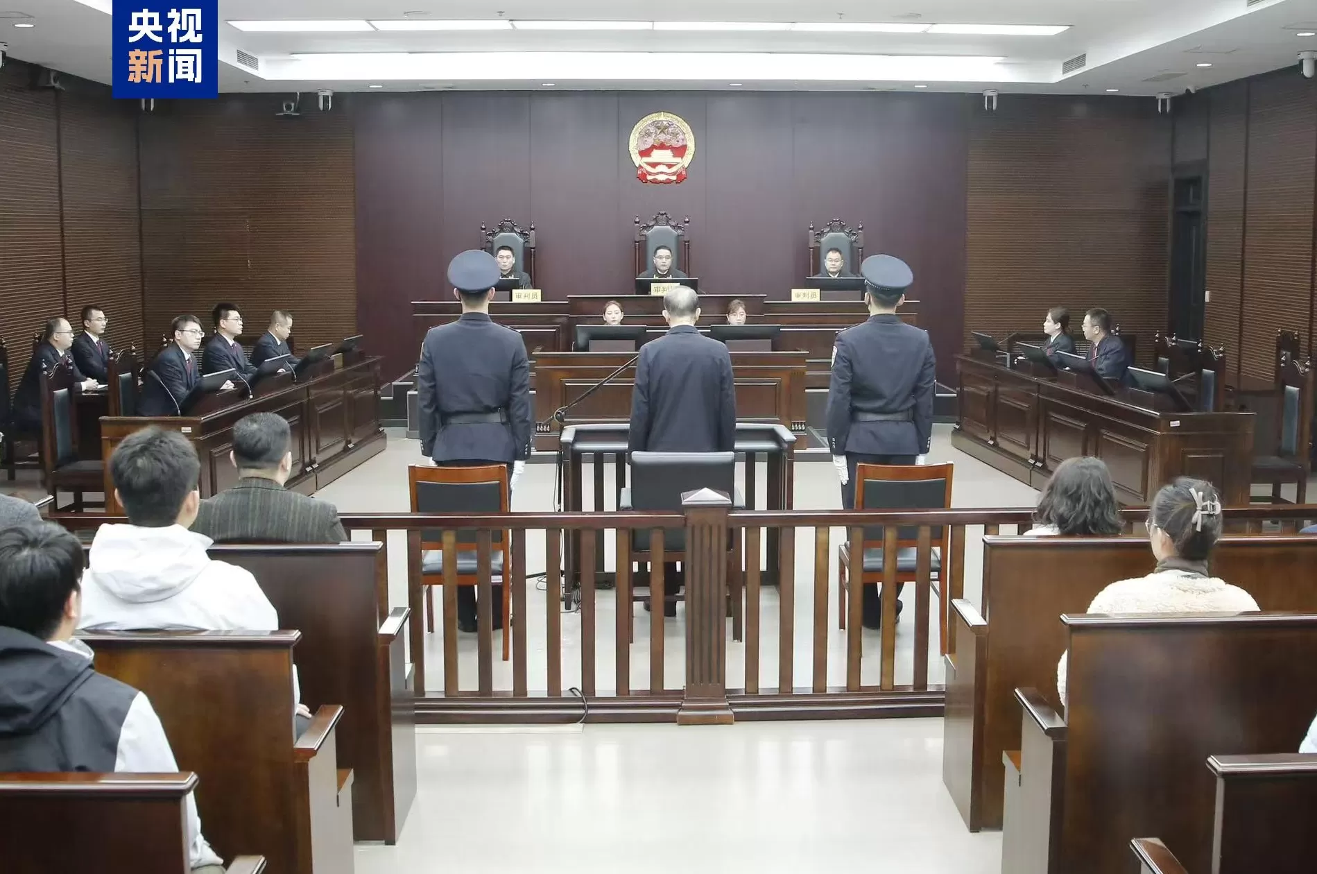 受贿1.17亿余元，黑龙江省人大常委会原党组成员李显刚一审被判无期-第3张图片-